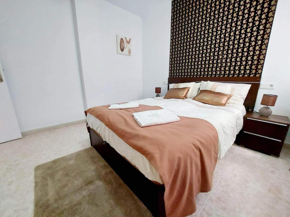 Mira Apartman Торрев'єха Екстер'єр фото